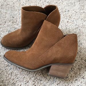 Jessica Simpson booties